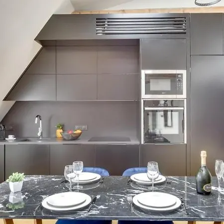 Lejlighed Elegant 2bdr 6p Near Champs Elysees
