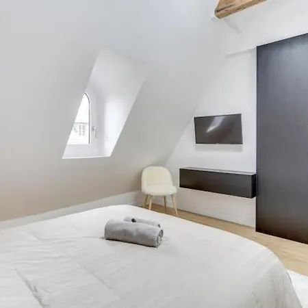 Elegant 2bdr 6p Near Champs Elysees * Paris