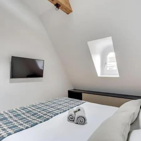 Elegant 2bdr 6p Near Champs Elysees *