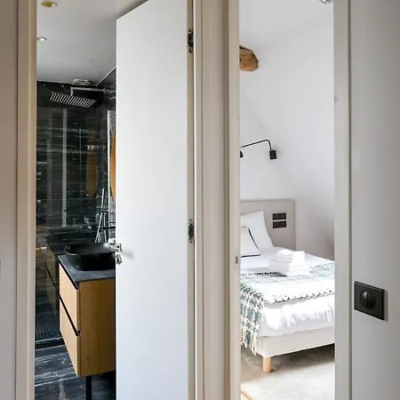 Appartement Elegant 2bdr 6p Near Champs Elysées Paris