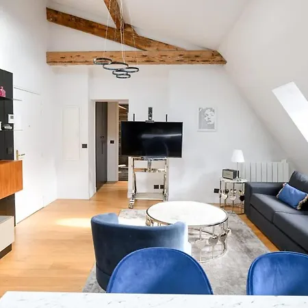 Elegant 2bdr 6p Near Champs Elysées Apartamento *